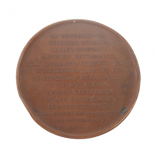 Lote formado por Medalla de Madrid y medalla para panoplia