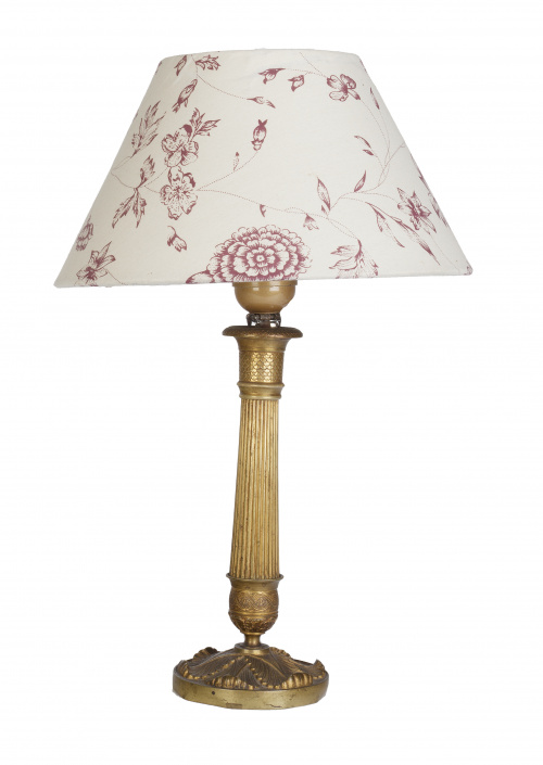 Candelero Carlos X de bronce trasformado en lámpara.Franc