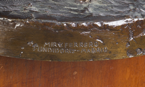 Mariano Benlliure Gil (1862 - 1947).Toro con estocada.E