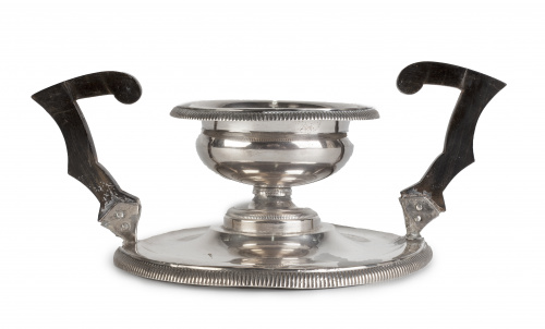 Chofeta con asas de madera. Sin marcas.España, primer cua