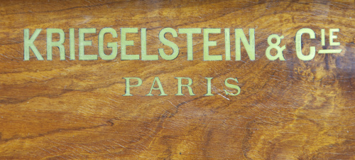 Kriegelstein* & Cie Paris.Piano vertical de madera y bron
