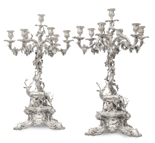 Pareja de candelabros victorianos de plata de siete brazos 
