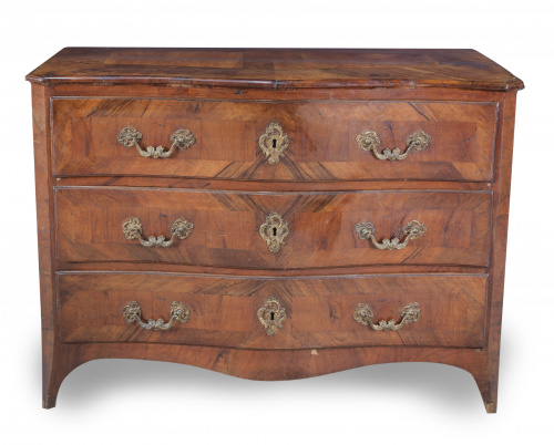 Cómoda de madera de nogal transición Carlos III / Carlos IV