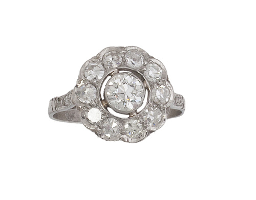 Sortija rosetón de brillantes de pp. S. XX con un brillante