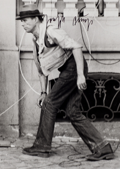 JOSEPH BEUYS (Krefeld, 1921 - Düsseldorf, 1986)“Output”, 1