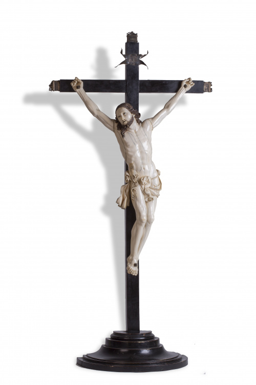 Cristo expiranteMarfil tallado y parcialmente policromado.