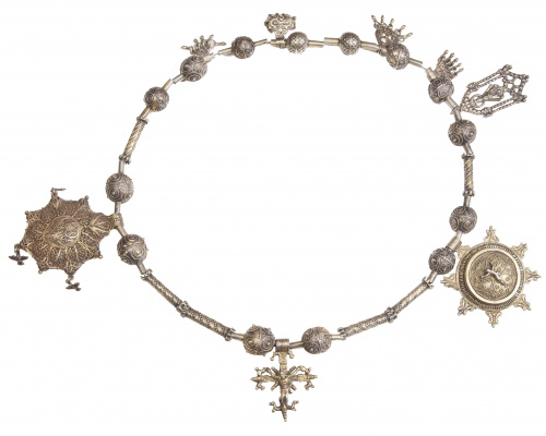 Collar popular salmantino de La Alberca en plata sobredorad