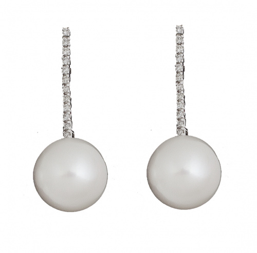 Pendientes largos con línea de brillantes y perlas blancas 