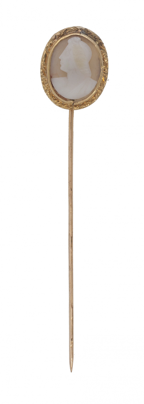 Alfiler de corbata S. XIX con camafeo de dama en concha bic
