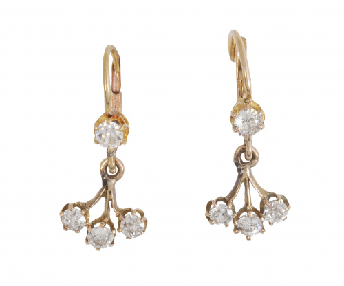 Pendientes largos de brillantes de pp. S.XX con tríos de br