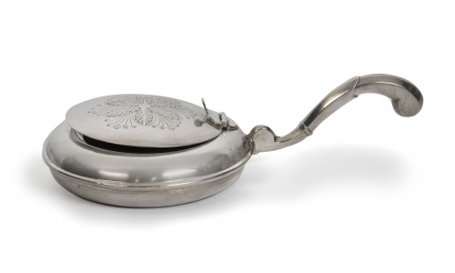 Escupidera de plata del platero Carreras. Segunda mitad s