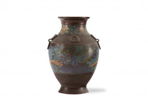 Jarrón con esmalte cloisonné.China, ff. del S. XIX - pp. 