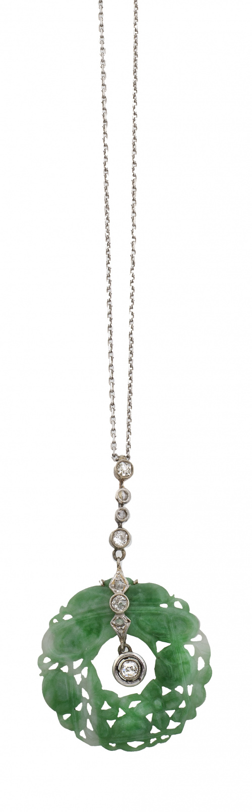 Colgante circular Art-Decó de jade imperial tallado, que pe