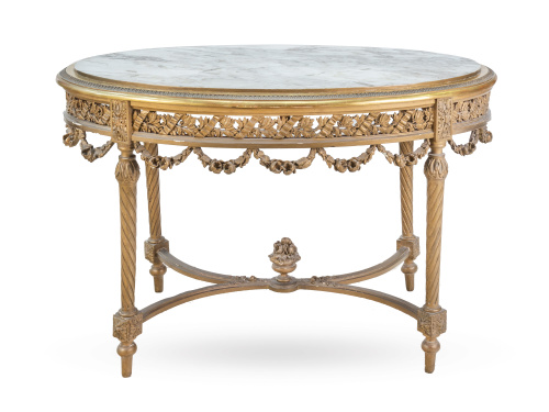 Velador de estilo Luis XVI en madera tallada, estucada y do