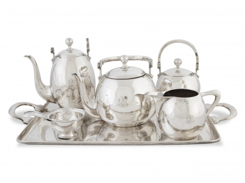 Juego de café y té de plata. Ley 916.Pérez y Fernández, M