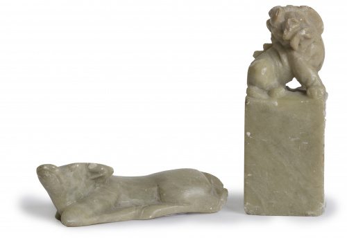 Sello con quimera y búfalo tallados en piedra de jabón.Ch