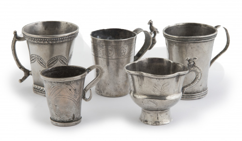 Lote de cinco tacitas de plata.Perú, S. XVIII - XIX.