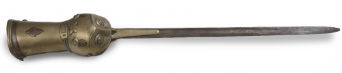 Patha en metal con empuñadura zoomorfa.India, S. XVIII.