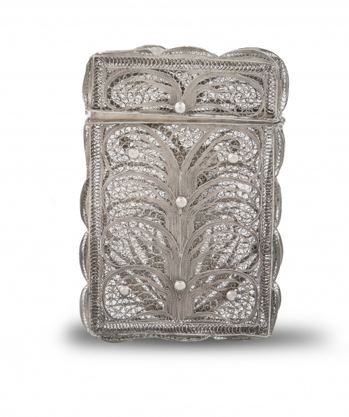 Tarjetero en filigrana de plata, S. XIX.