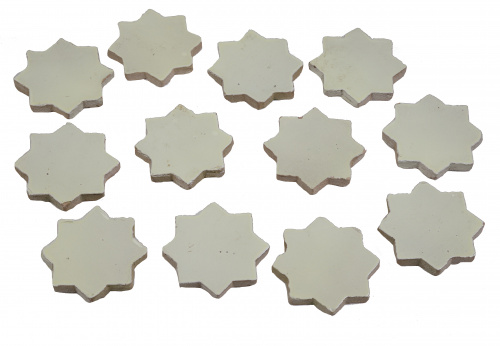 Conjunto de doce azulejos de cerámica vidriada de blanco co