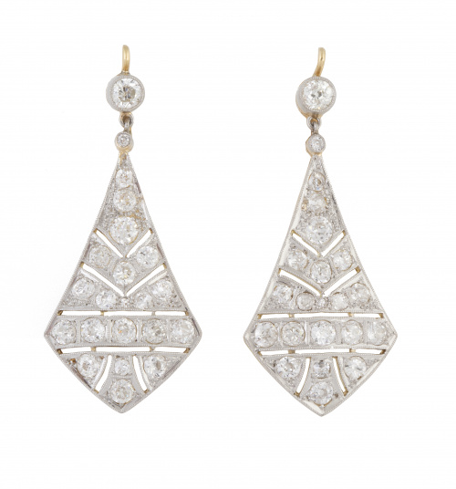Pendientes largos de brillantes estilo Belle-Epoque con for