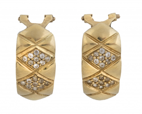 Conjunto de pendientes y sortija con decoración de rombos d