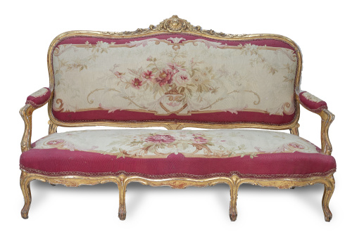 Sofá Napoleón III de estilo Luis XV de madera tallada y dor