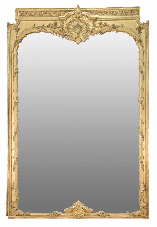 Espejo en madera tallada y dorada, de estilo Luis XIV.Fra