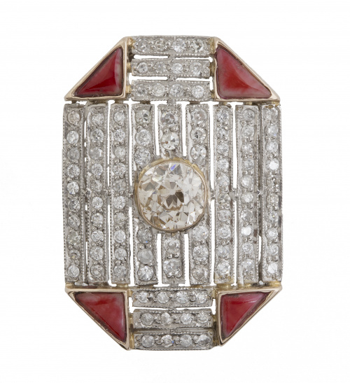 Sortija lanzadera de estilo Ar-Decó con brillantes, coral y