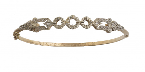 Brazalete rígido de pp. S. XX con laterales de diseño geomé