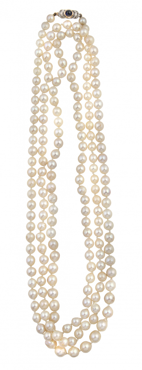 Collar extralargo de perlas cultivadas c.1930 con broche de