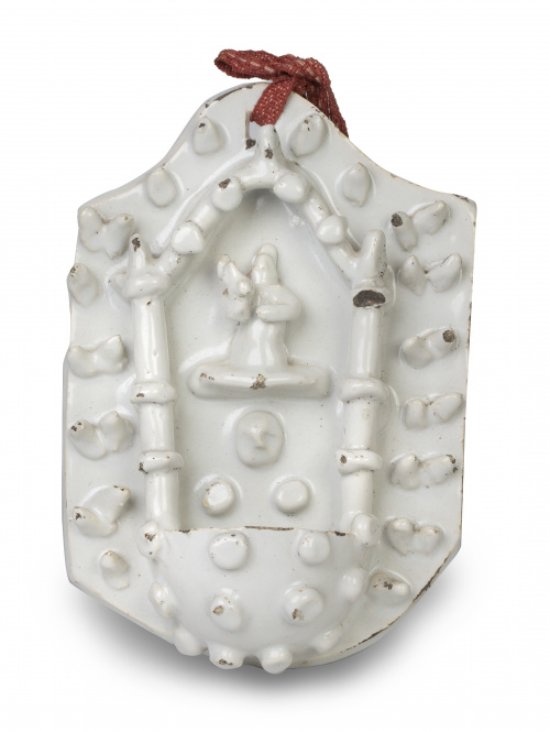 Benditera de cerámica esmaltada, S. XIX.