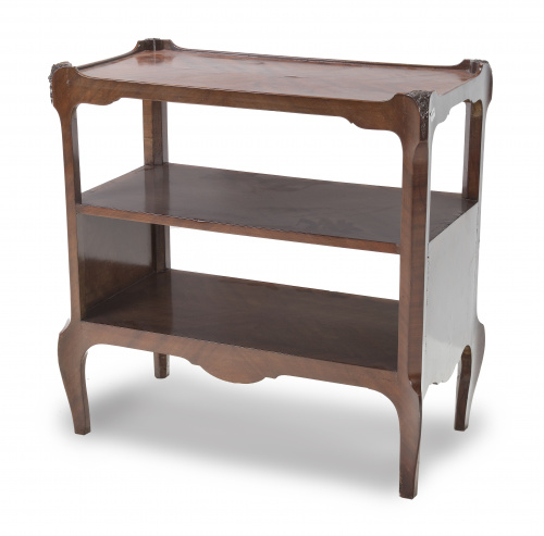 Étagère de madera de caobilla de estilo transición Luis XV 