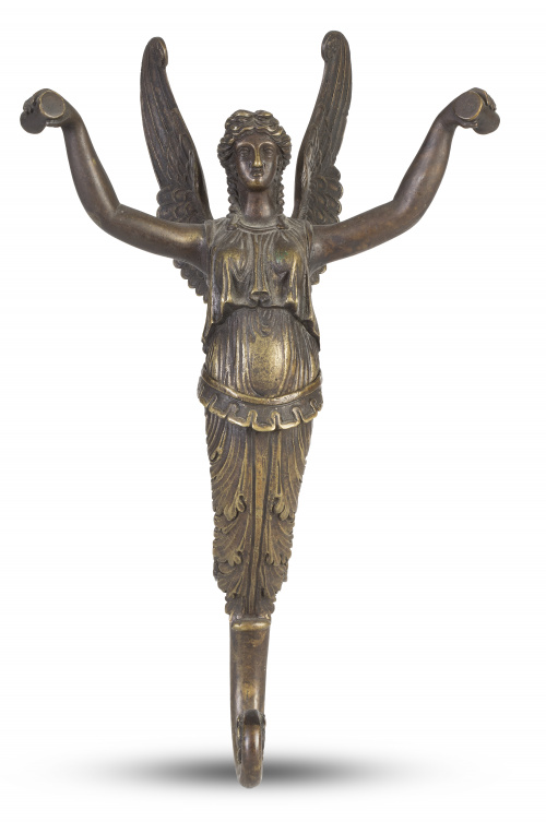 Aplique en forma de esfinge de bronce.Francia, S. XIX.