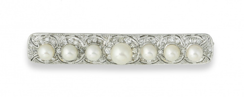 Broche placa años 30 de brillantes con cinco perlas en mont
