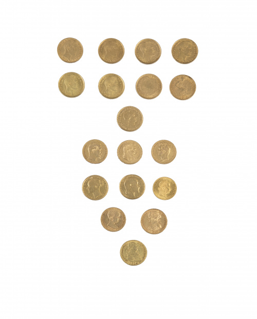 Conjunto de 18 monedas de diversos valores faciales y paise
