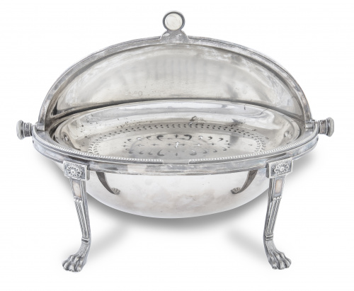 Mantenedor en metal plateado.Trabajo inglés, S. XIX.