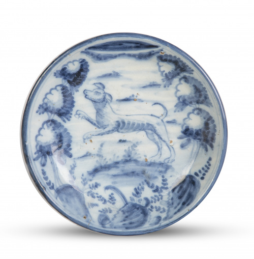 Plato acuencado de cerámica esmaltada en azul de cobalto co