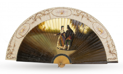 Abanico de madera pintada con majos en los padrones y país 