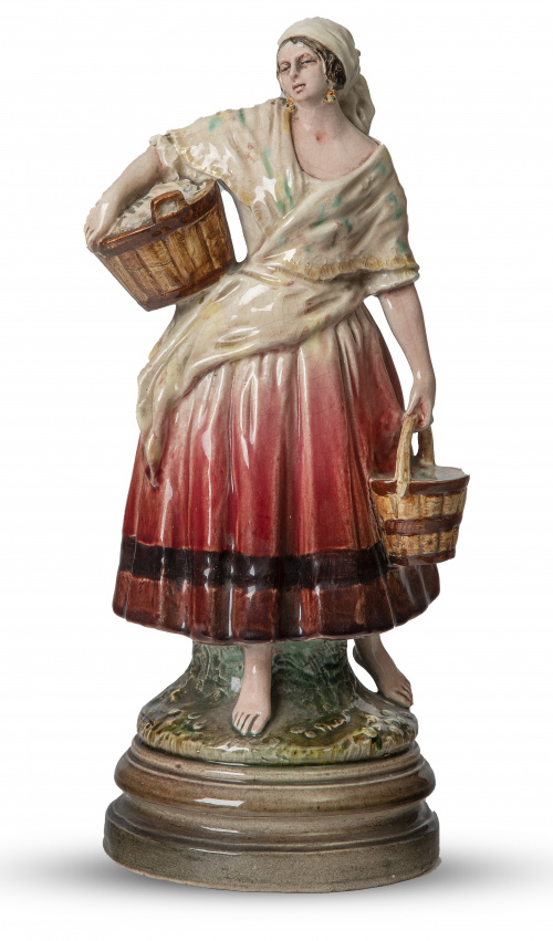 Antonio Peyró (1882 - 1954).Figura de valenciana en cerám