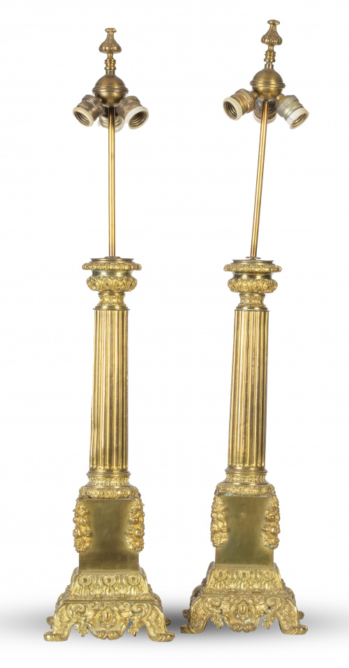 "Chevalier Breveté a Paris Rue Montmartre 140".Pareja de 