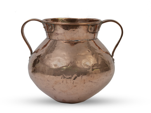 Jarrón con dos asas de cobre.España, S. XIX.