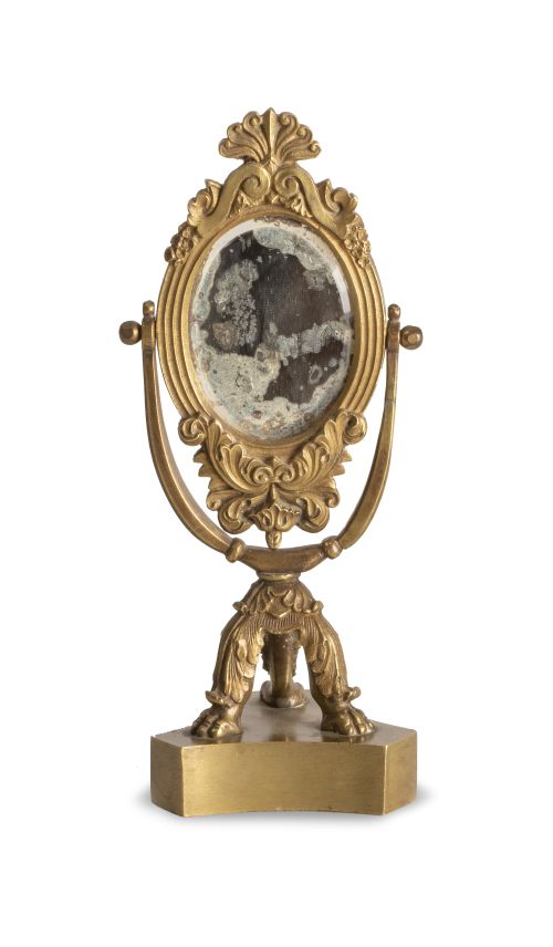 Espejo basculante de mesa Carlos X de bronce dorado.Franc
