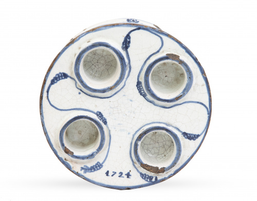 Tintero Felipe V de cerámica esmaltada en azul cobalto, con