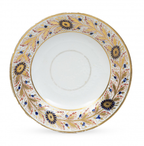 Plato imperio de porcelana esmaltada con cenefa floral en d