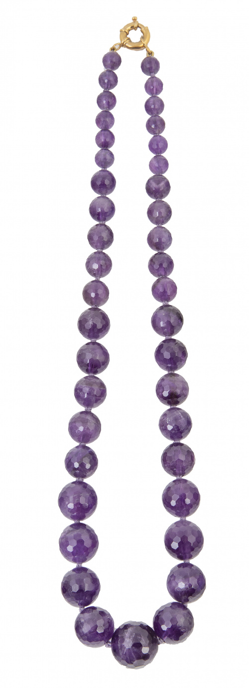 Collar de cuentas facetadas de amatista de tamaño creciente