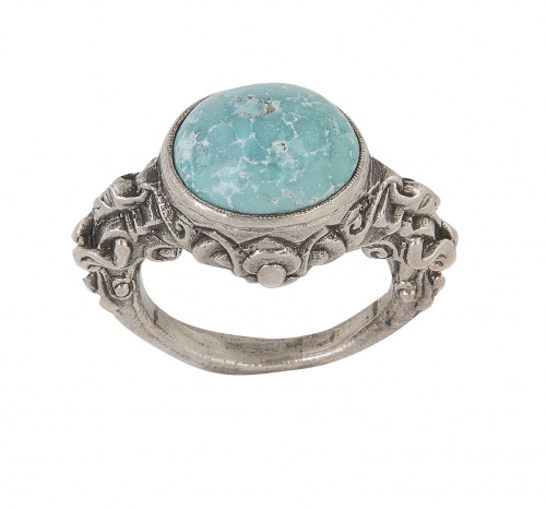 Sortija en plata labrada con cabujón de amazonita central 