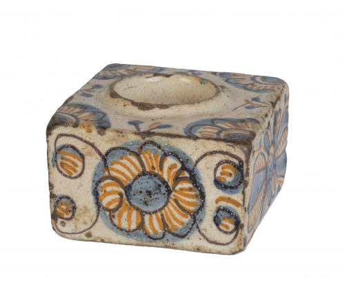 Tintero de cerámica esmaltada de la serie tricolor decorado