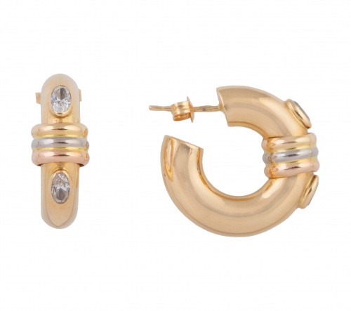 Pendientes criollas de sección cilindrica con parejas de ci