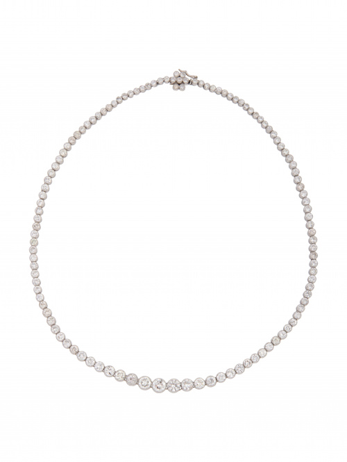 Collar rivière de ciento diecisiete chatones de brillantes 